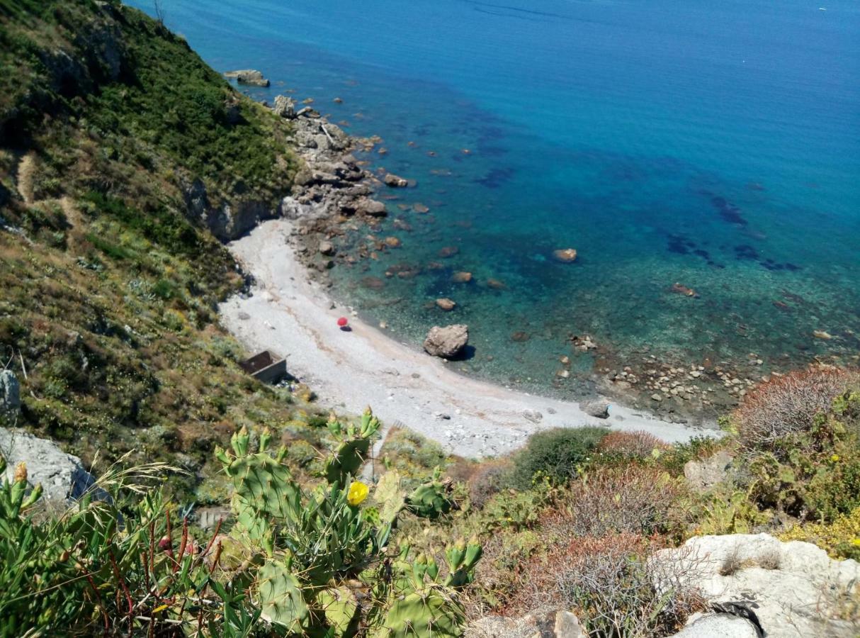 Residence Covo Degli Dei Milazzo Bagian luar foto